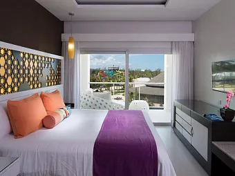 ROYALTON WHITE SANDS 5*