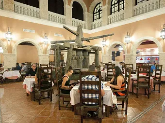 Отель MAJESTIC ELEGANCE PUNTA CANA 5*, Доминикана, Пунта-Кана.