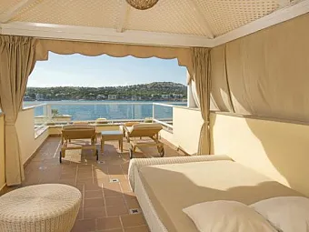 Отель  IBEROSTAR SUITES JARDIN DE SOL 4*