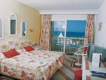Отель GOLDEN TULIP TAJ SULTAN 5*