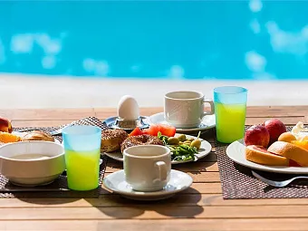 CLUB DEM SPA & RESORT HOTEL HV-1