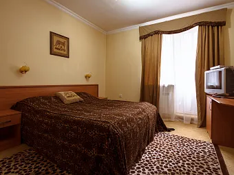 Отель ШАТО ЛЕОПАРД 3*