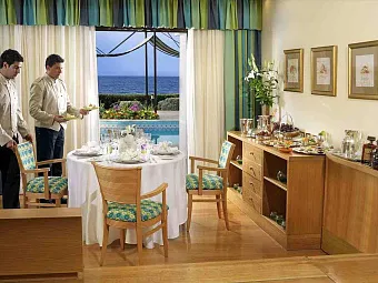 Отель ALDEMAR ROYAL MARE & SUITES 5*