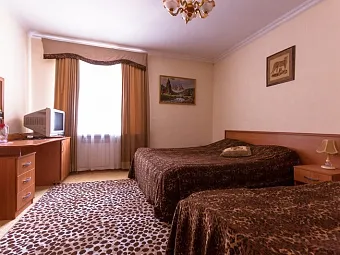 Отель ШАТО ЛЕОПАРД 3*