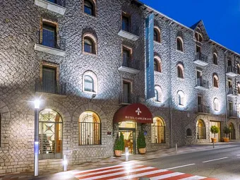 Отель CARLEMANY 4*