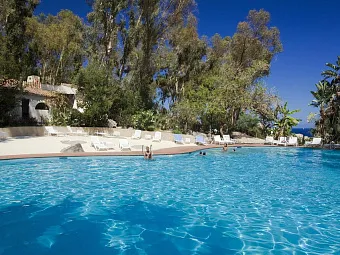 ARBATAX PARK – I COTTAGE & SUITE 4*