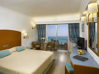 Отель SUNRISE BEACH 4*