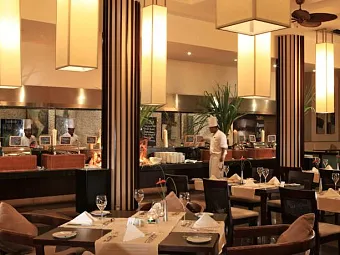 Отель INTERCONTINENTAL MAURITIUS RESORT BALACLAVA FORT 5*