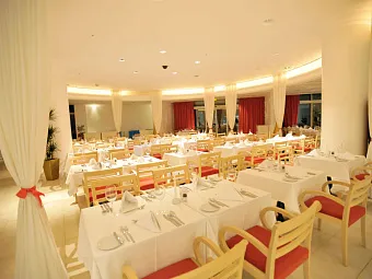 Отель SPLENDID BEACH RESORT 5*