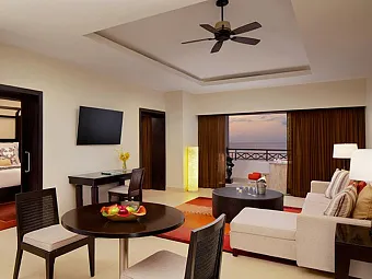 SECRETS ST. JAMES MONTEGO BAY 5*