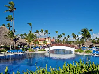 Бассейн отеля GRAND BAHIA PRINCIPE BAVARO 5*