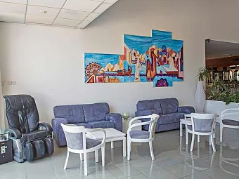 Отель ADELAIS BAY HOTEL 3*