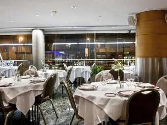 Отель GOLDEN TULIP ANDORRA FENIX HOTEL 4*