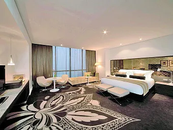 Отель JUMEIRAH AT ETIHAD TOWERS 5*