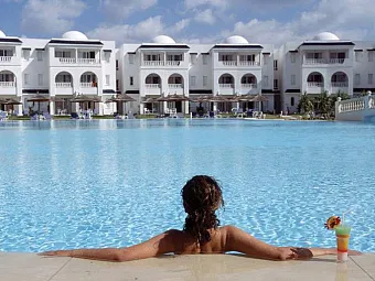 Отель GOLDEN TULIP TAJ SULTAN 5*