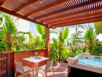 Отель CAPO BAY HOTEL 4*