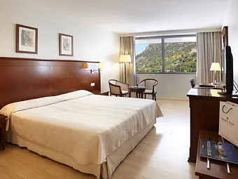 Отель GOLDEN TULIP ANDORRA FENIX HOTEL 4*