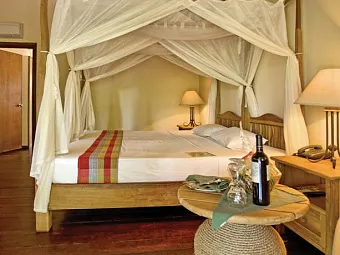 FILITHEYO ISLAND RESORT 4*