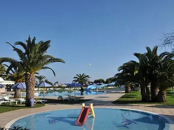 Отель CARIBBEAN WORLD VENUS BEACH 4*