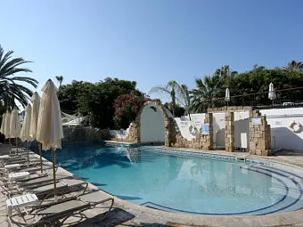  Отель DIONYSOS CENTRAL HOTEL 3*