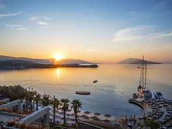 CARESSE A LUXURY COLLECTION RESORT & SPA 5 *