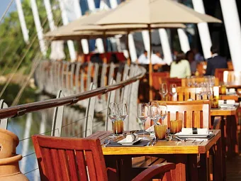 Отель JUMEIRAH BEACH HOTEL 5*