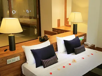 Отель PANDANUS BEACH RESORT & SPA 4*