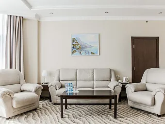 Россия. Крым. Севастополь. Курортный комплекс АКВАМАРИН 5*. 2-местный номер premier suite