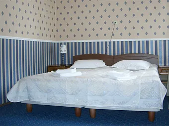 Отель БАЛКАРИЯ 3*