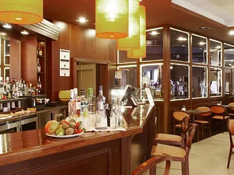Отель PLAZA ANDORRA LA VELLA 5*