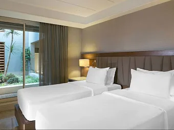CARESSE A LUXURY COLLECTION RESORT & SPA 5 *
