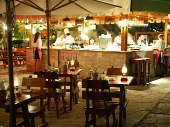  Отель DIONYSOS CENTRAL HOTEL 3*