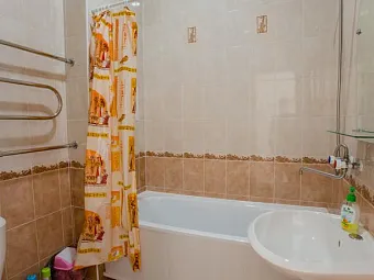 КОРОНА 3*