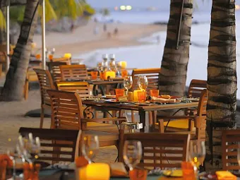 BEACHCOMBER LE VICTORIA 4*