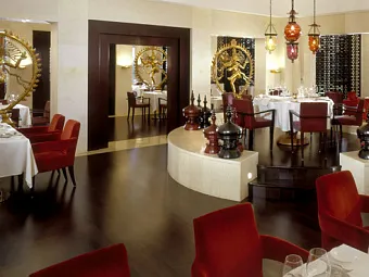 Отель GROSVENOR HOUSE 5*
