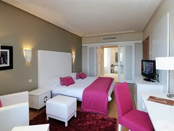 Отель VINCCI NOZHA BEACH 4*+