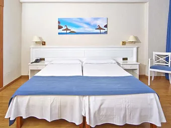 Отель FLAMBOYAN CARIBE 4*