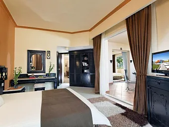 ROYAL ALBATROS MODERNA 5*