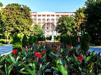 Отель PRIMORETZ GRAND HOTEL & SPA 5*