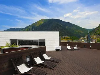 Отель GOLDEN TULIP ANDORRA FENIX HOTEL 4*