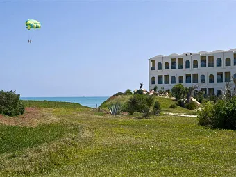 Отель RADISSON BLU ULYSSE RESORT THALASSO 5*