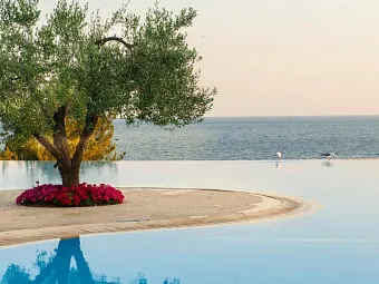 Отель IKOS OCEANIA 5*