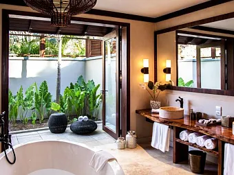Отель THE H RESORT BEAU VALLON BEACH SEYCHELLES 5*