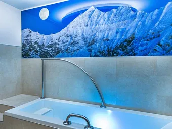 OESTERREICHISCHER HOF HOTEL 4* 