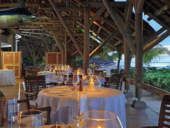 Отель BEACHCOMBER PARADIS HOTEL & GOLF CLUB 5*