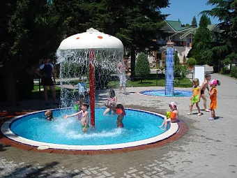 Крым. Алушта. Отель ДЕМЕРДЖИ 3*.