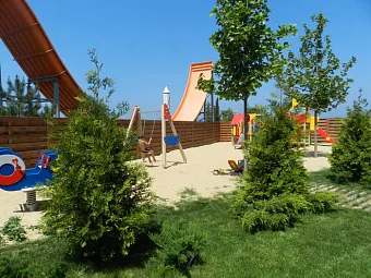 Россия. Крым. Севастополь. Курортный комплекс АКВАМАРИН 5*. Детская площадка.