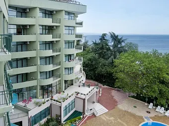 PALM BEACH HOTEL 4*