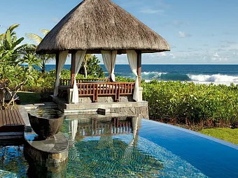 SHANTI MAURICE A NIRA RESORT 5*