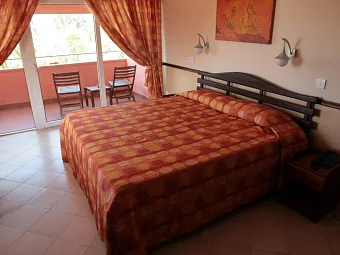 Отель PARADISE BEACH HOTEL 3*